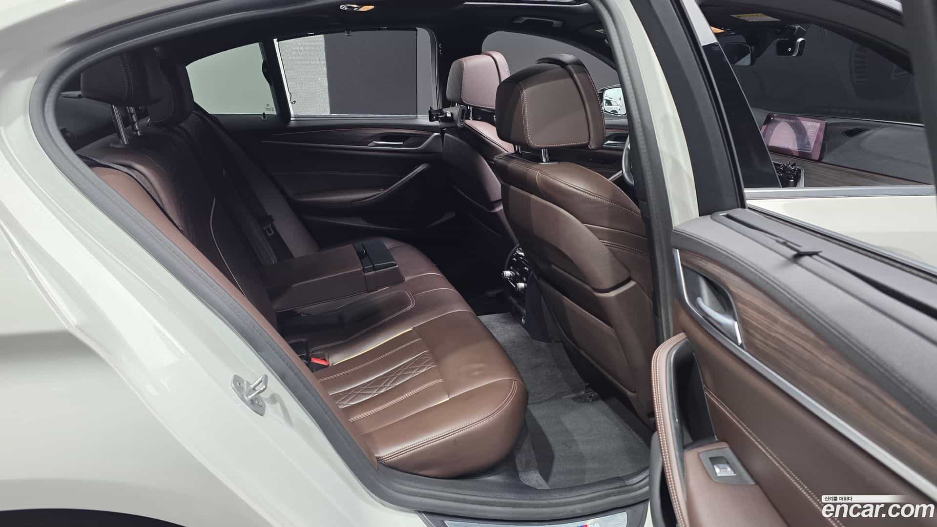 5-Series BMW 2019.9-OPTION-016