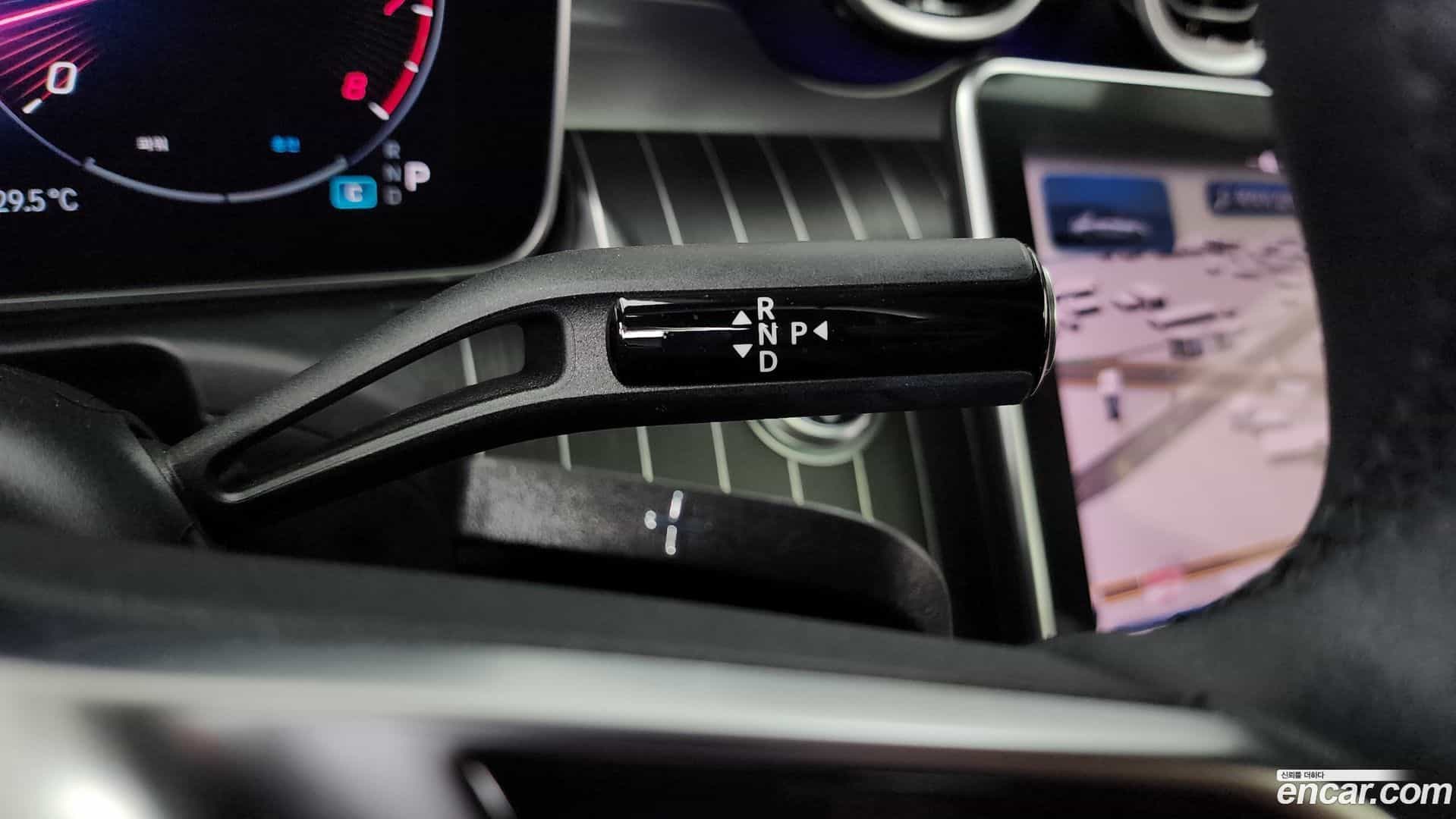 C-Class Mercedes-Benz 2023.11-INNER-009