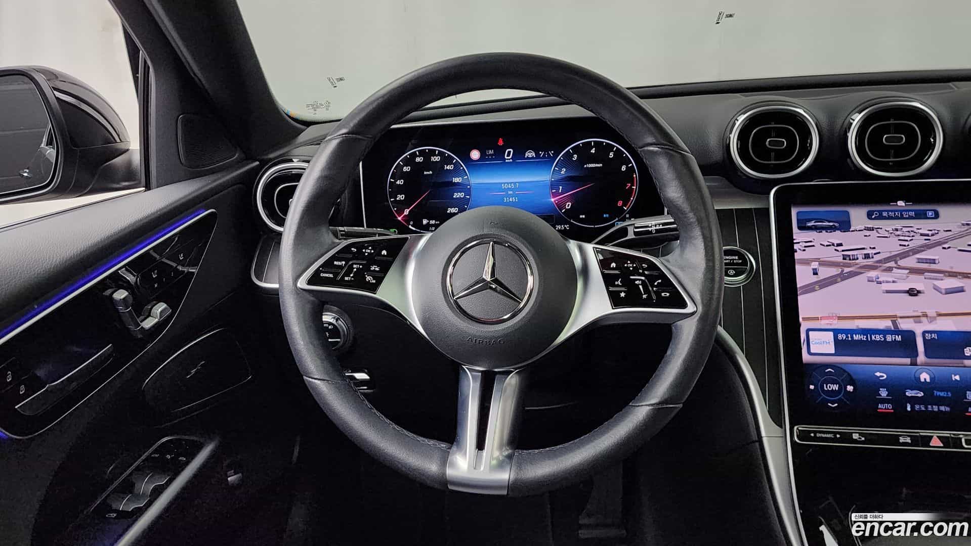 C-Class Mercedes-Benz 2023.11-OPTION-017