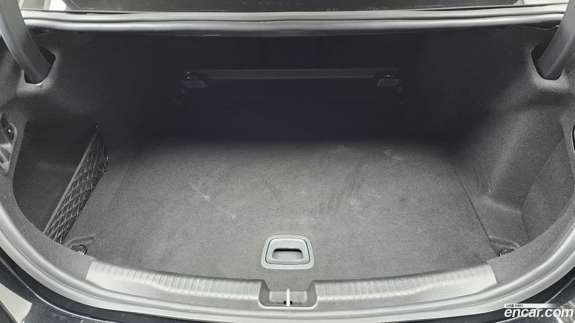 C-Class Mercedes-Benz 2023.11-OPTION-024