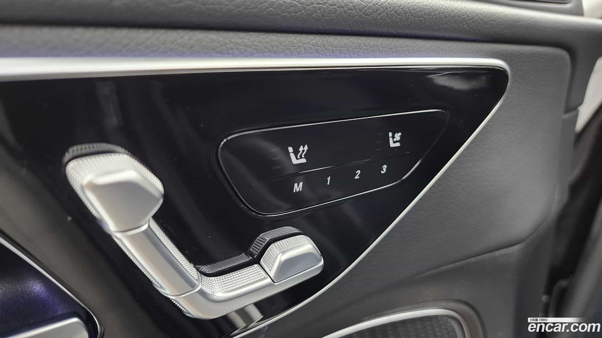 C-Class Mercedes-Benz 2023.11-OPTION-040