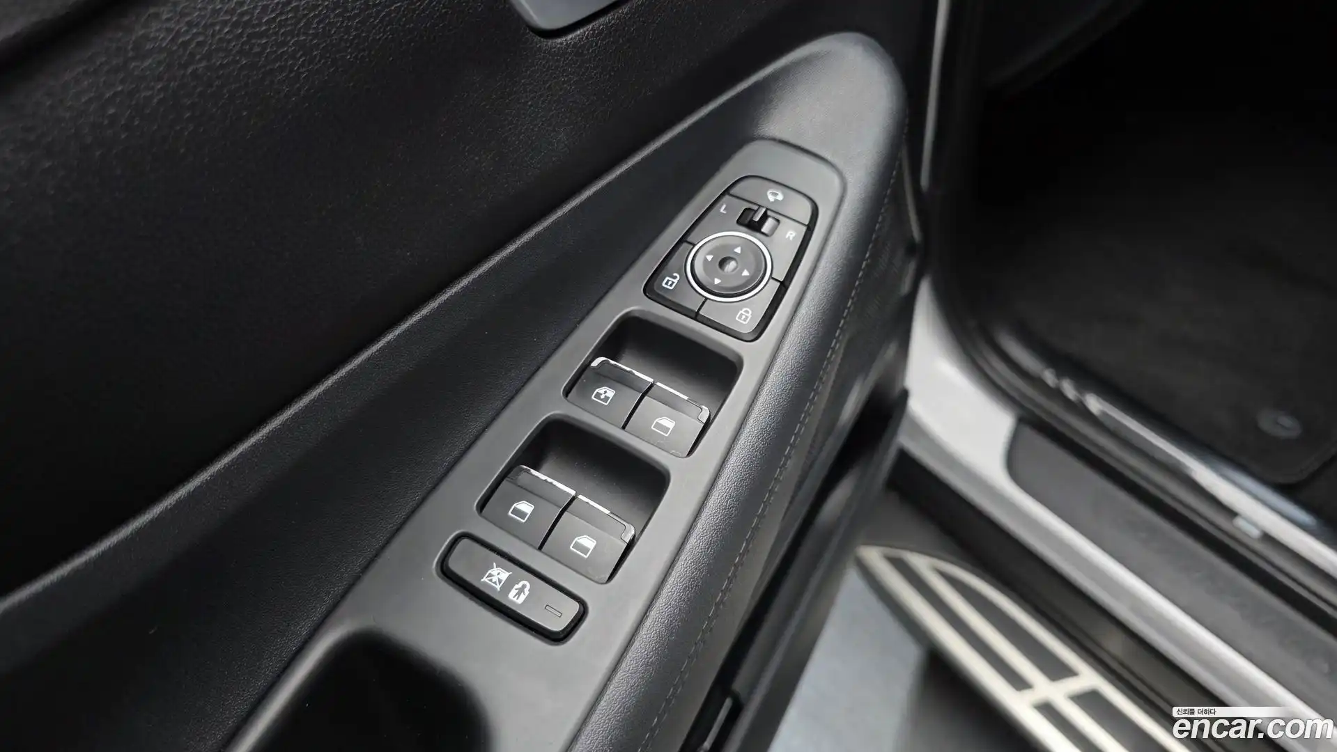 Santafe Hyundai 2018.7-OPTION-018