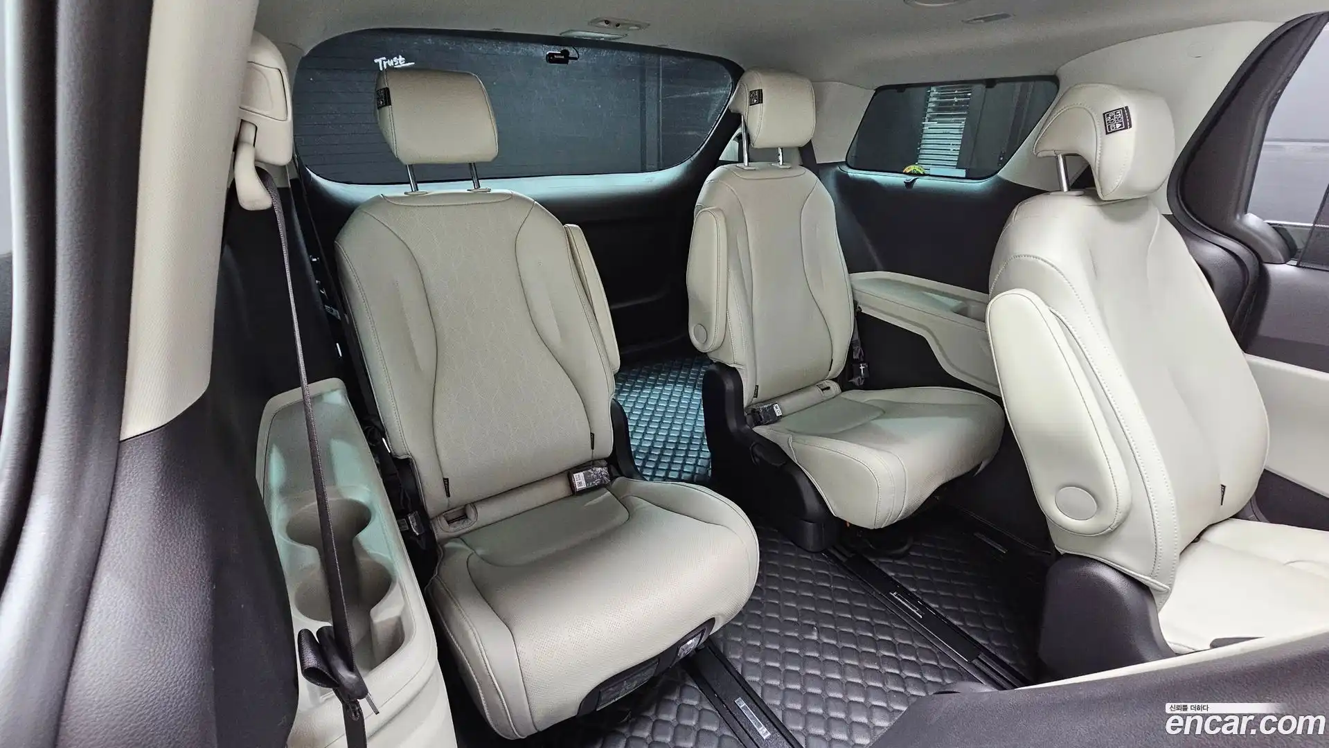 Canival Kia 2023.0-OPTION-016