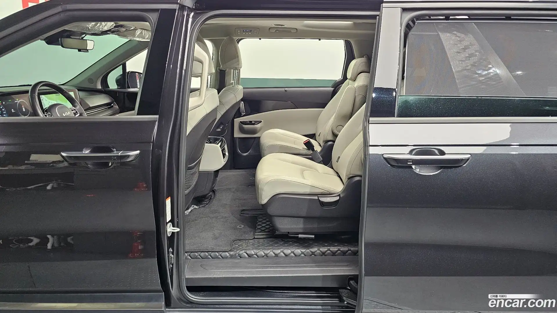 Canival Kia 2023.0-INNER-036