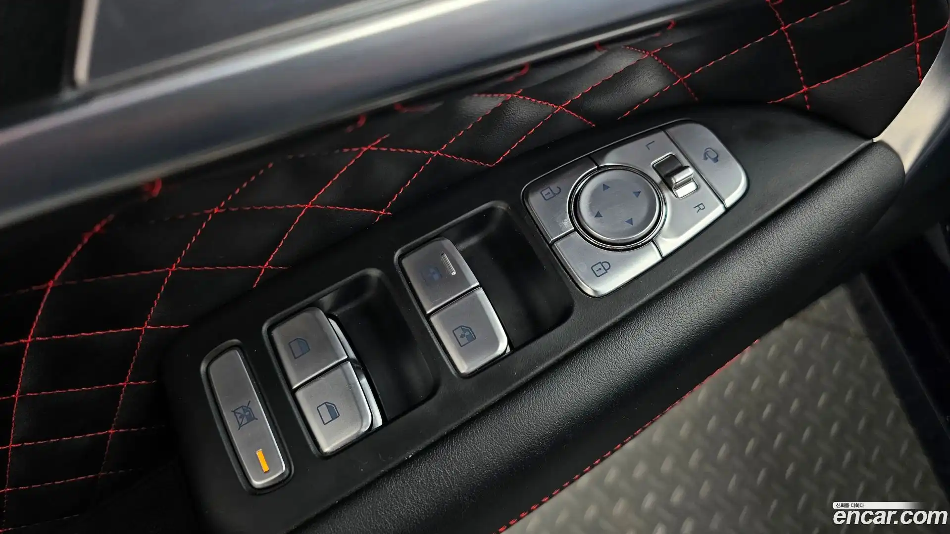 G70 Genesis 2018.2-OPTION-043