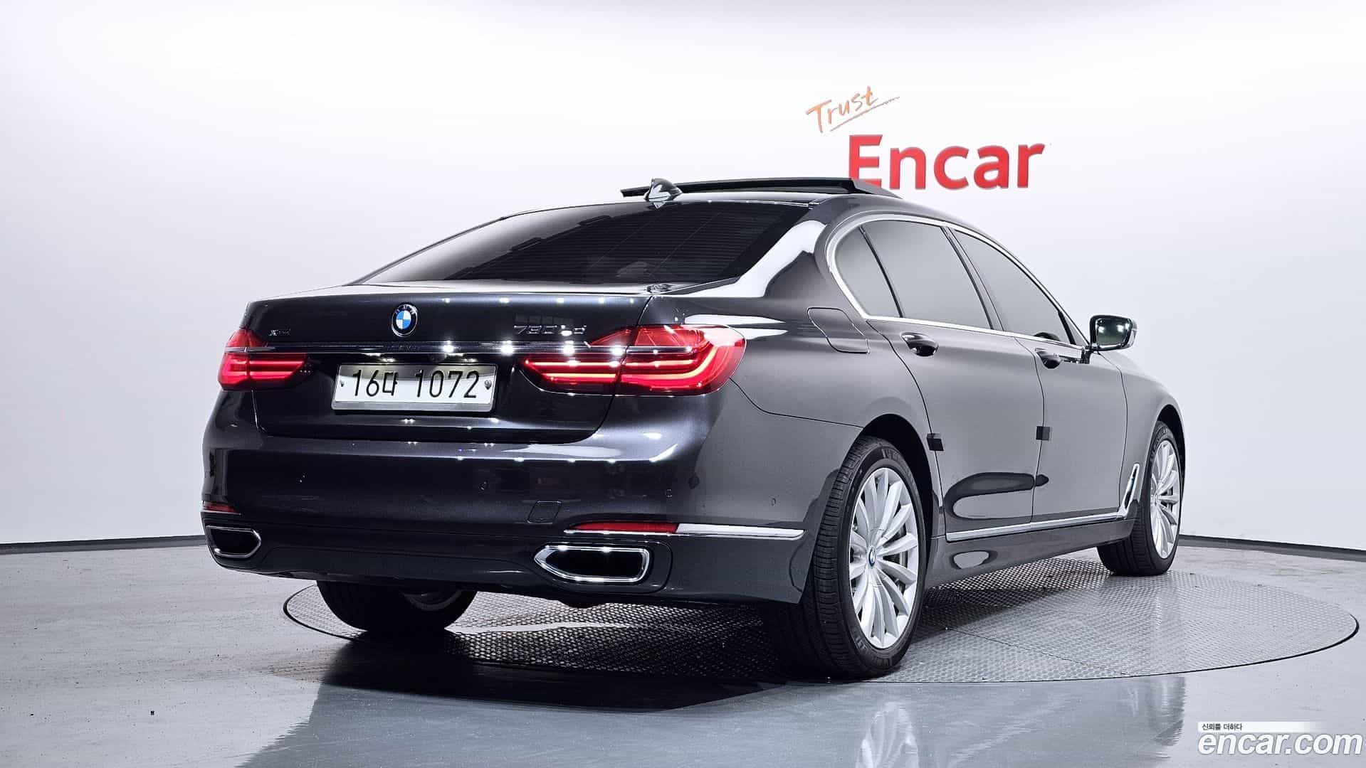 7-Series BMW 2016.11-OUTER-002