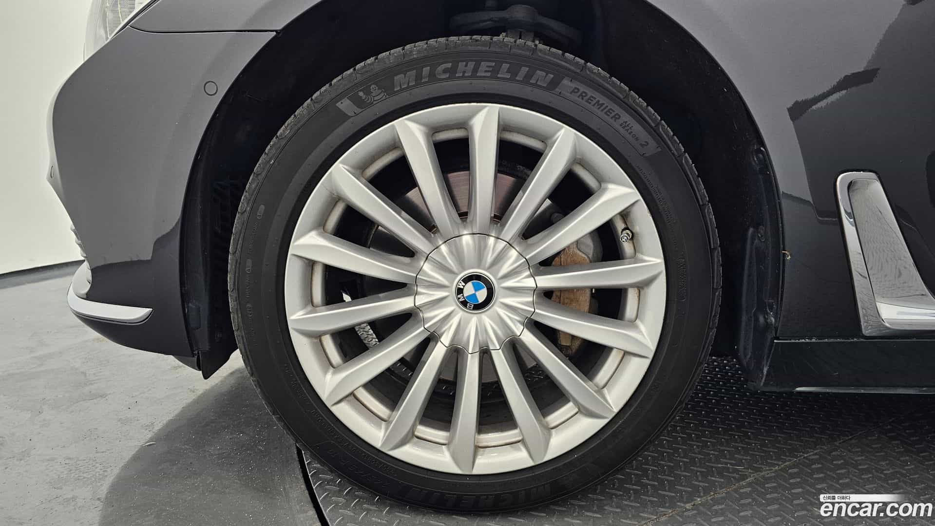 7-Series BMW 2016.11-OUTER-005