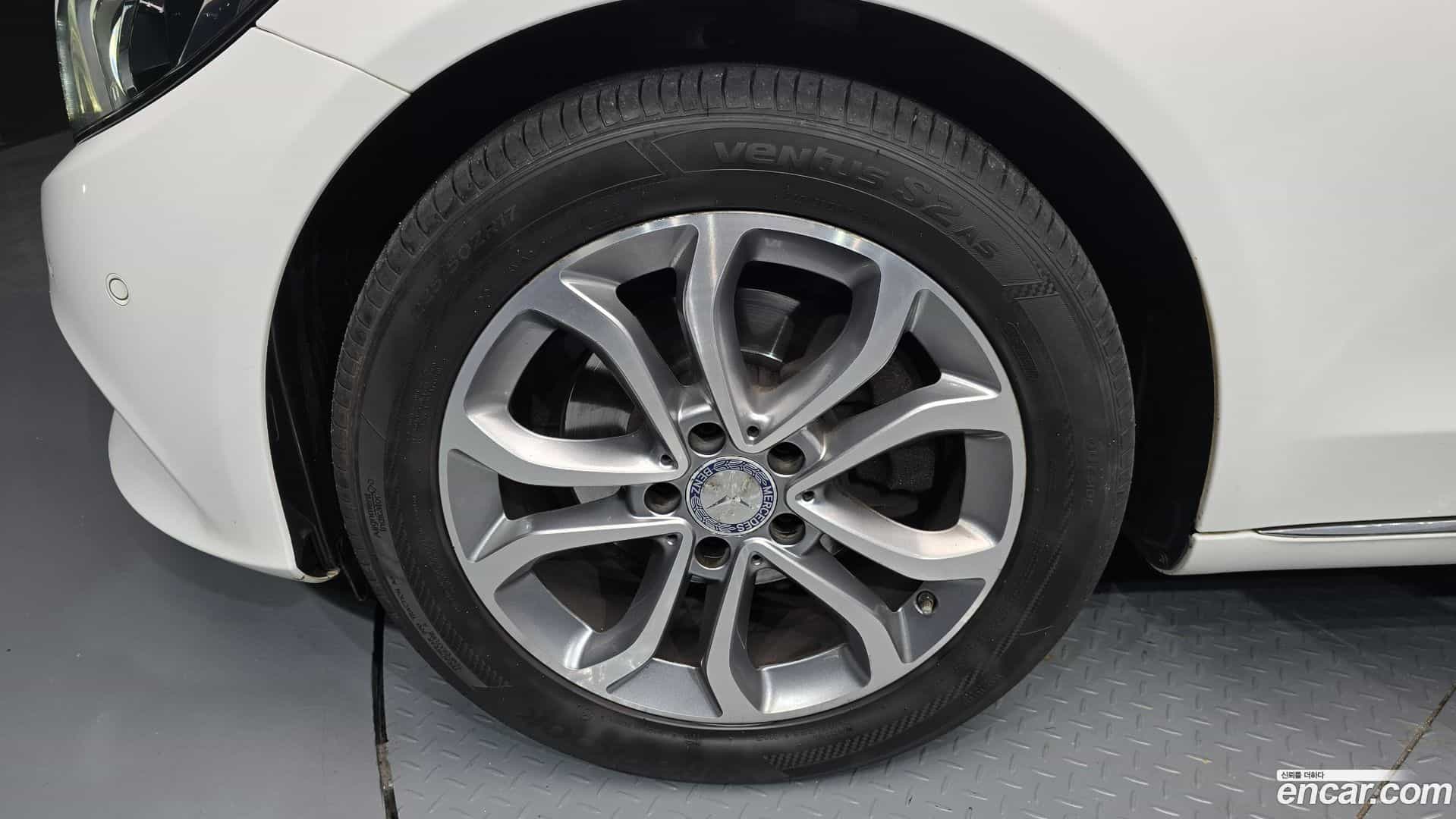 C-Class Mercedes-Benz 2015.1-OUTER-005