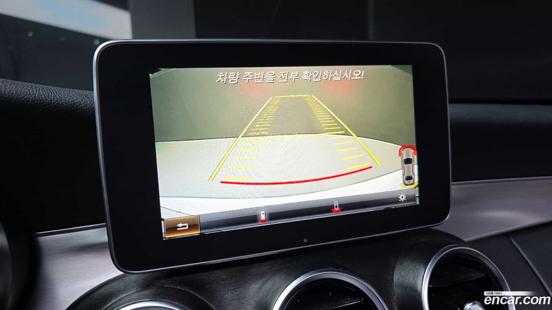 C-Class Mercedes-Benz 2015.1-OPTION-019