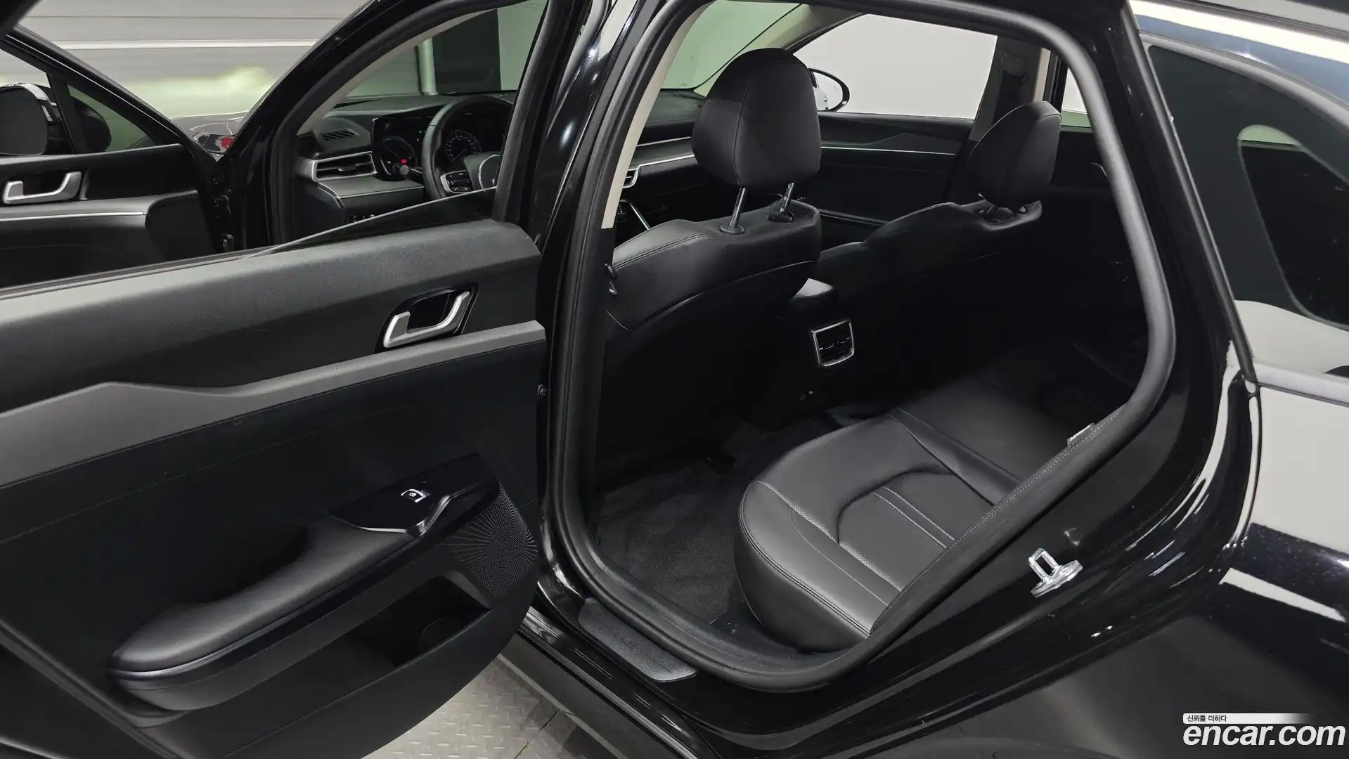 K5 Kia 2023.0-OPTION-015
