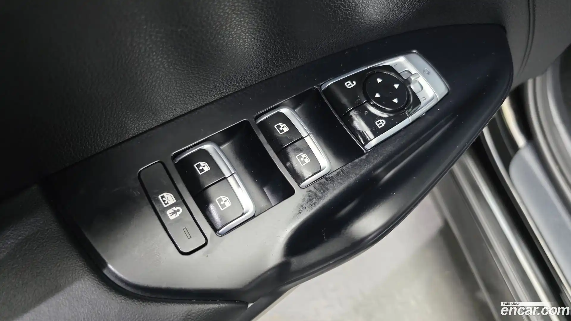 K5 Kia 2023.0-OPTION-017