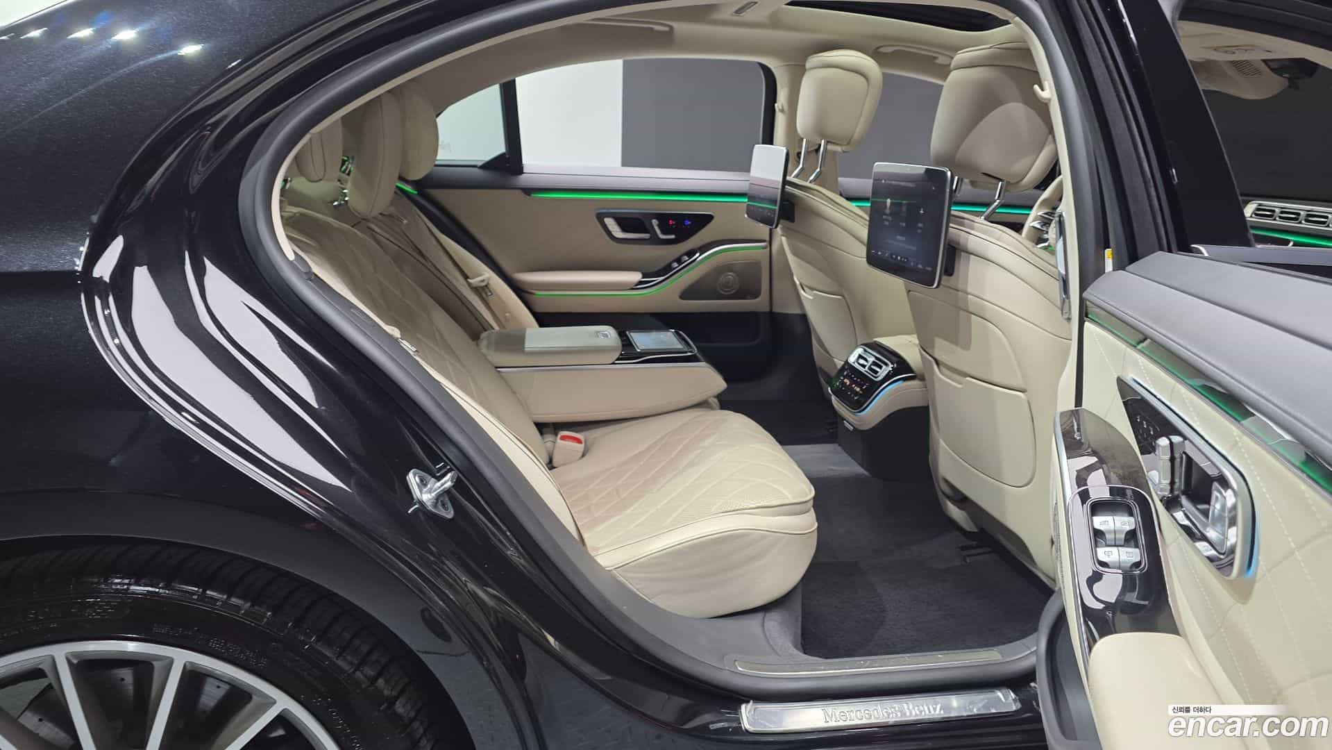 S-Class Mercedes-Benz 2021.6-OPTION-015