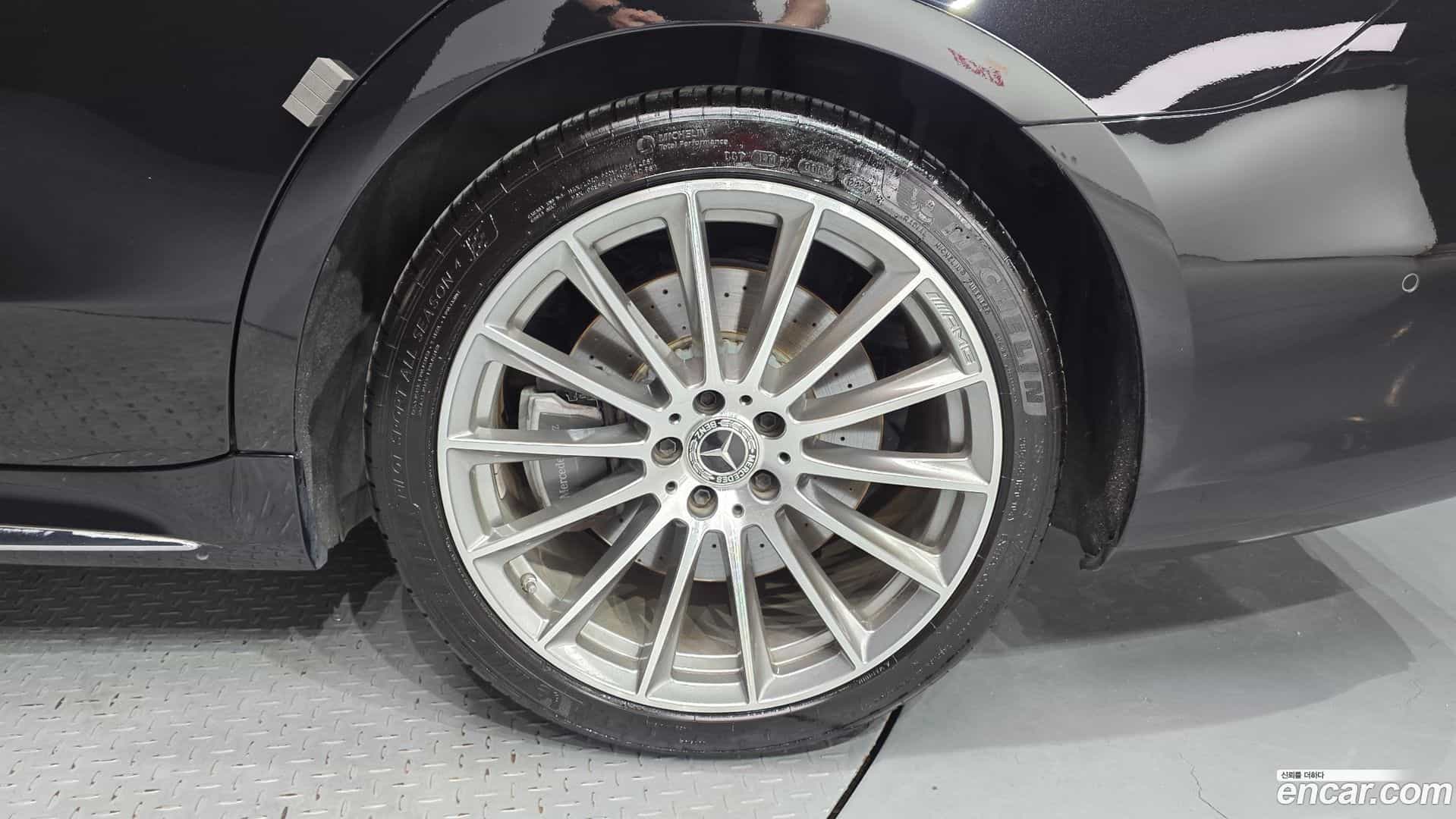 S-Class Mercedes-Benz 2021.6-OUTER-031