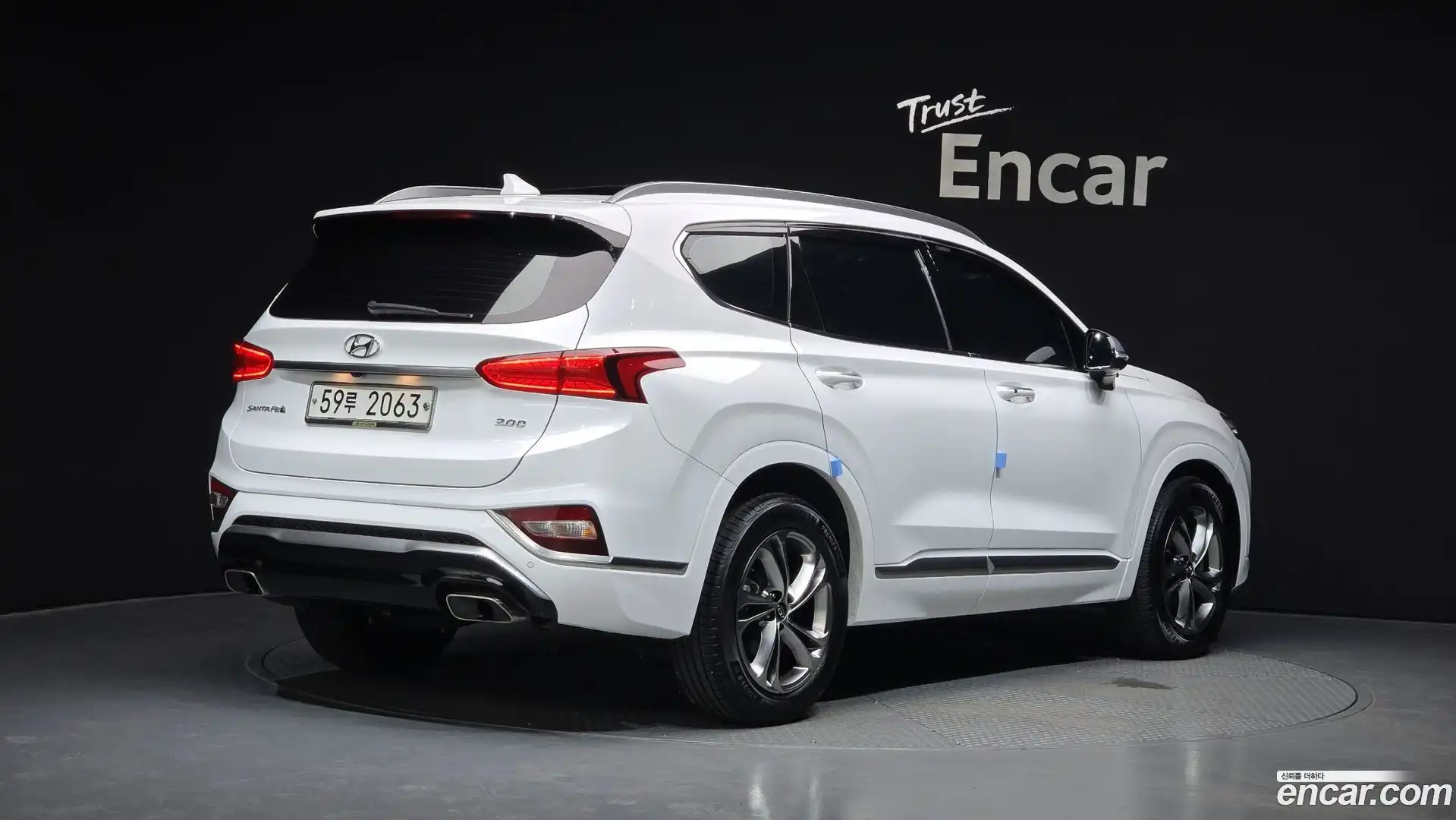 Santafe Hyundai 2018.8-OUTER-002