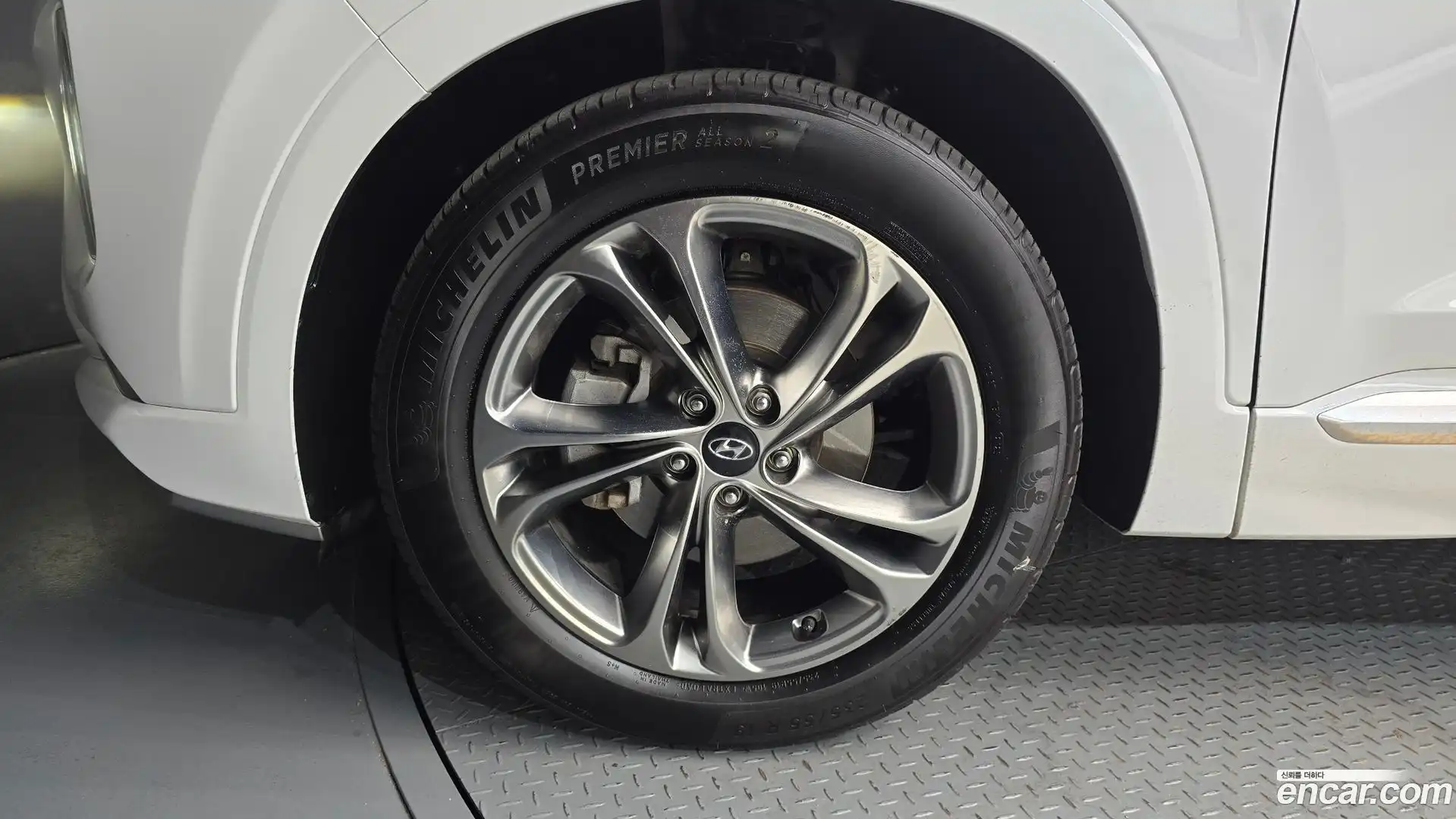 Santafe Hyundai 2018.8-OUTER-005