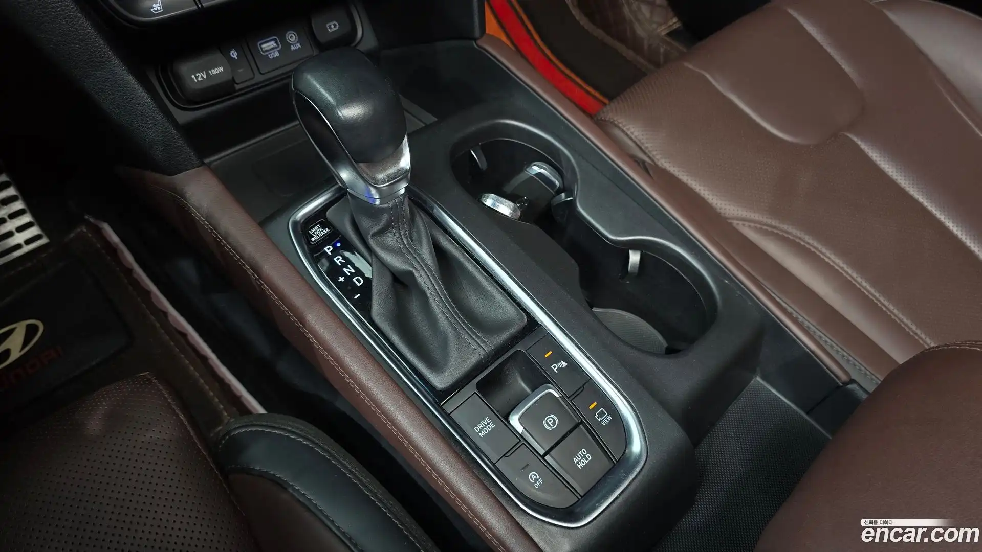 Santafe Hyundai 2018.8-INNER-009