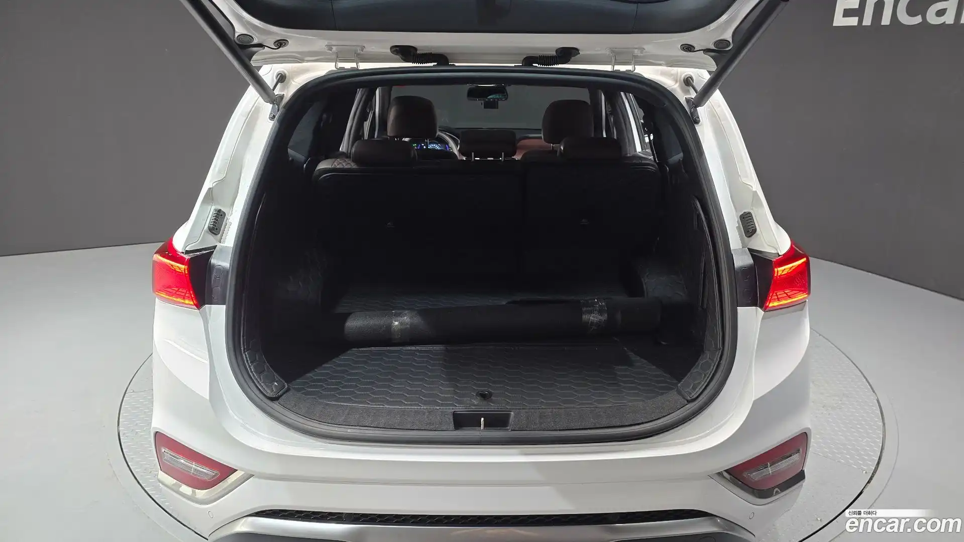 Santafe Hyundai 2018.8-OPTION-044