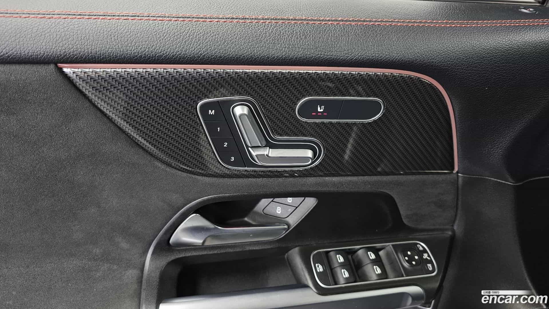 GLB-Class Mercedes-Benz 2020.9-OPTION-023