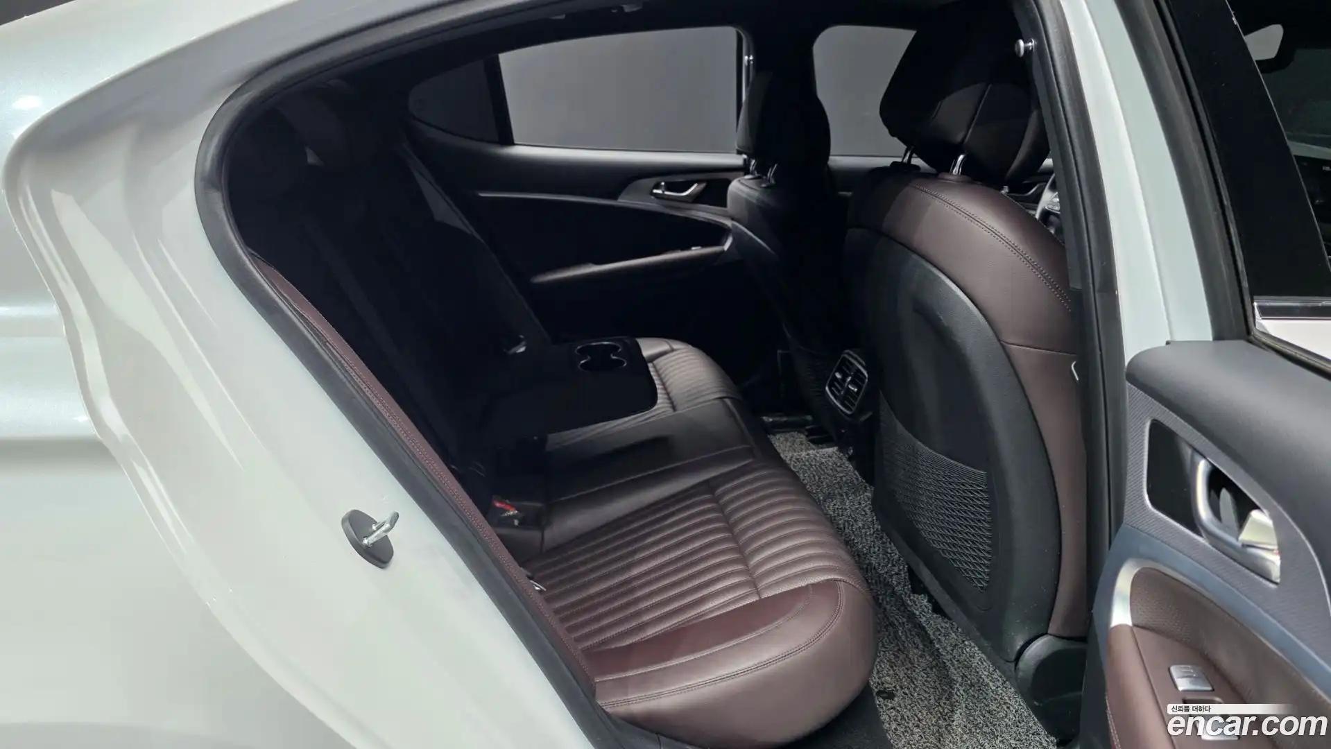 G70 Genesis 2022.6-OPTION-016
