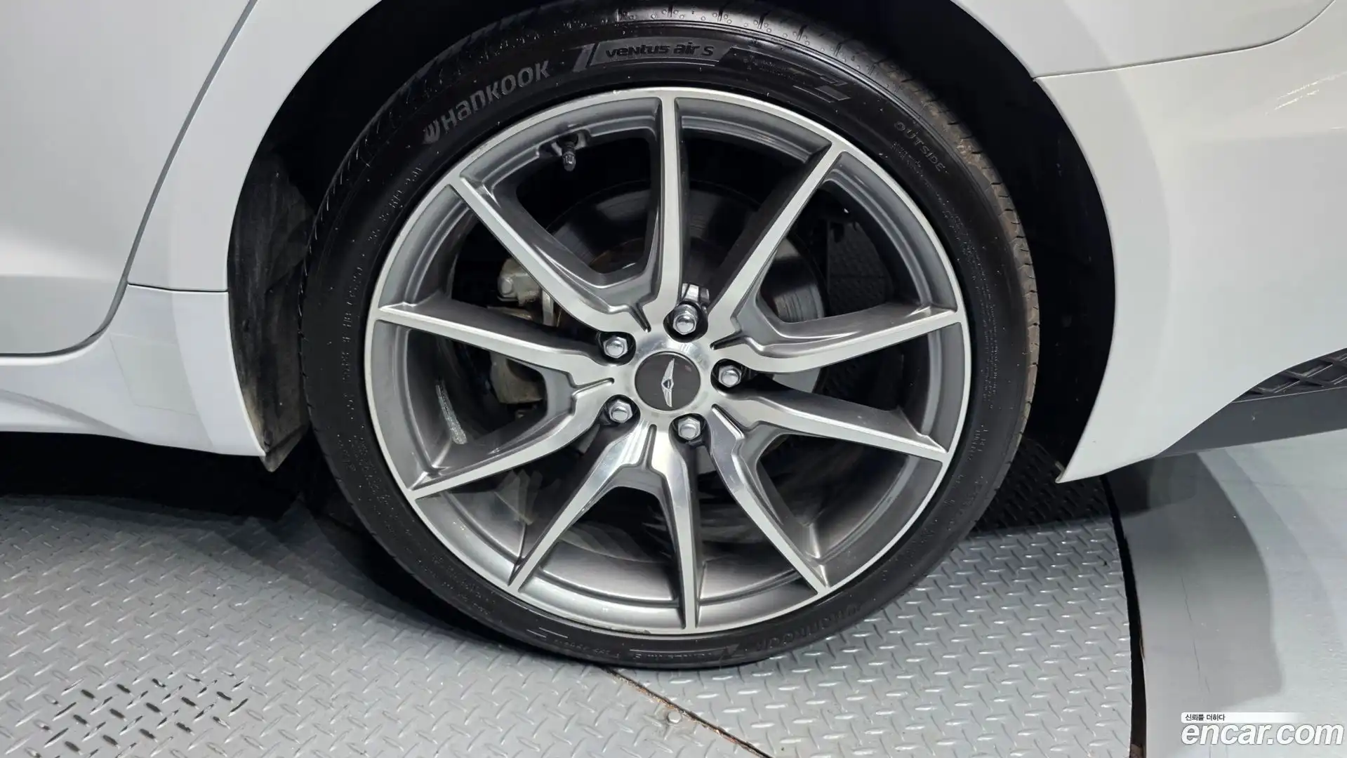 G70 Genesis 2022.6-OUTER-031