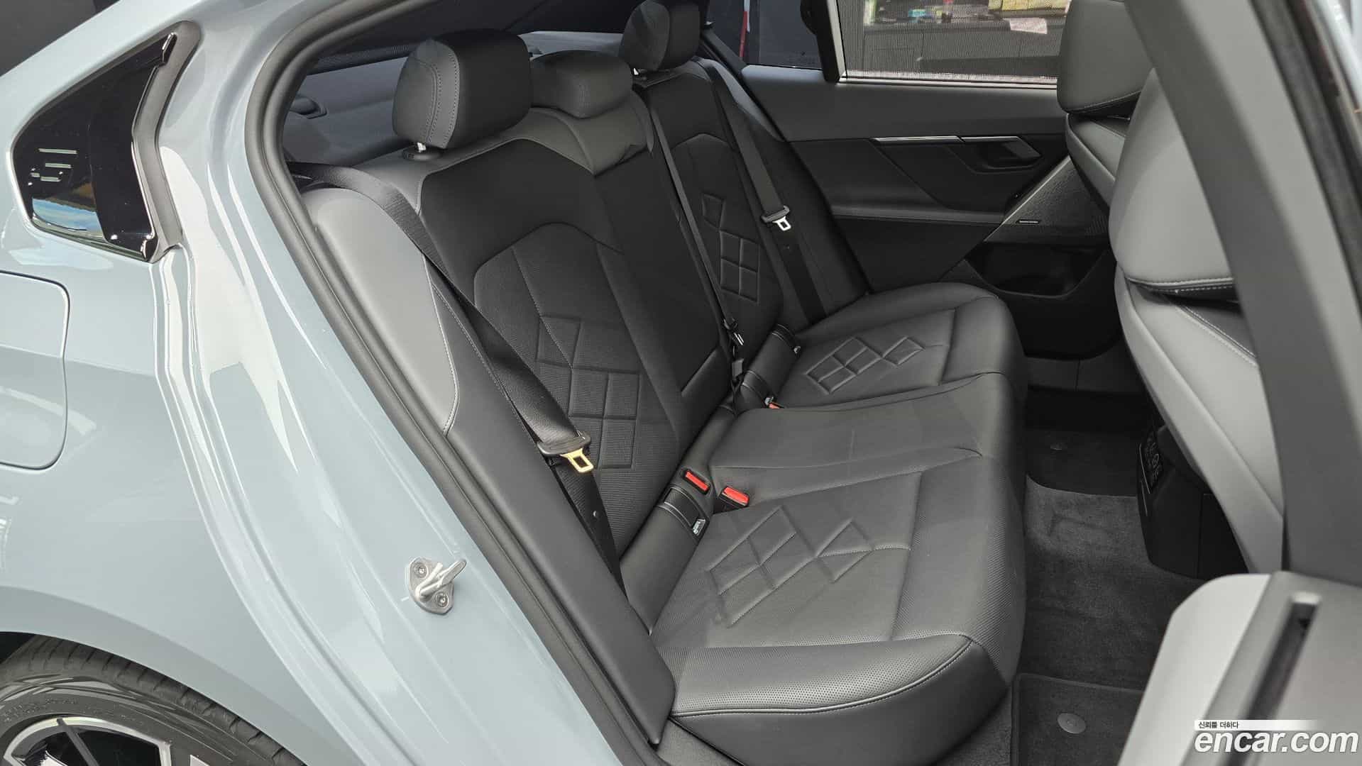 5-Series BMW 2026.5-OPTION-015