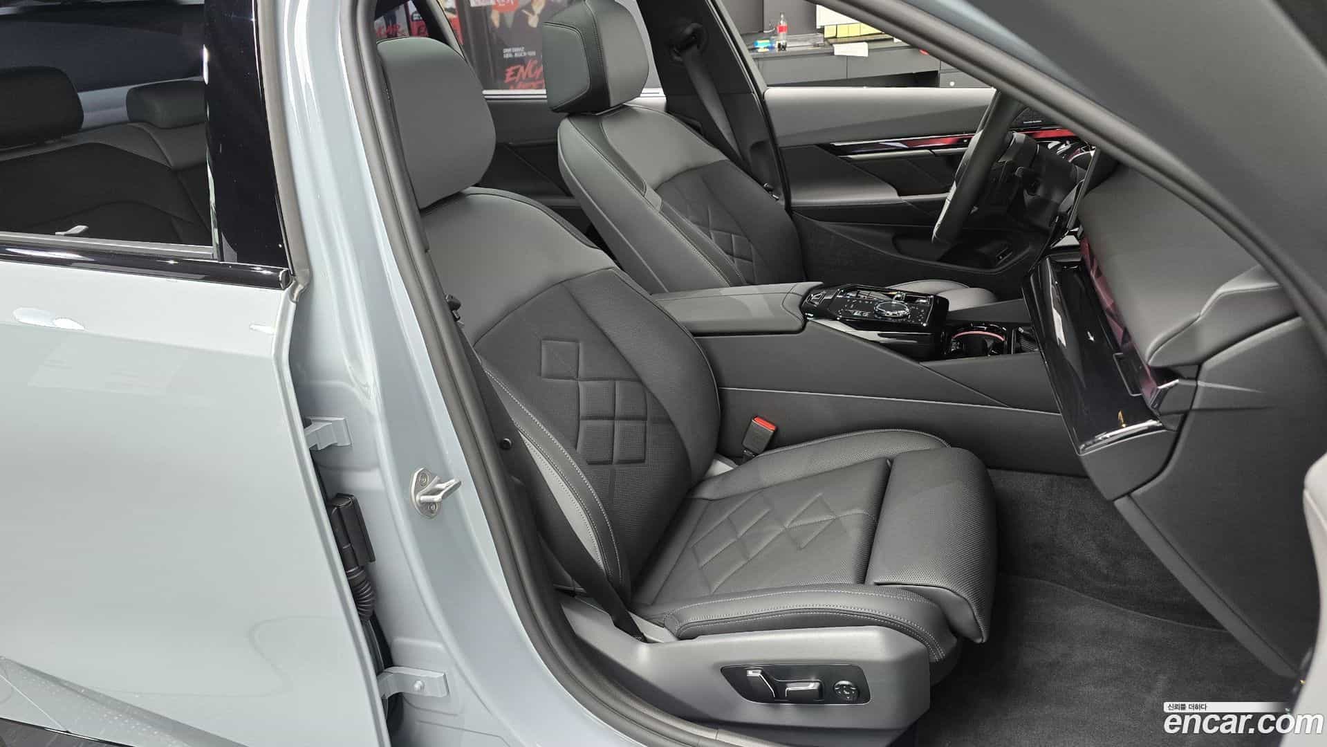 5-Series BMW 2026.5-OPTION-016