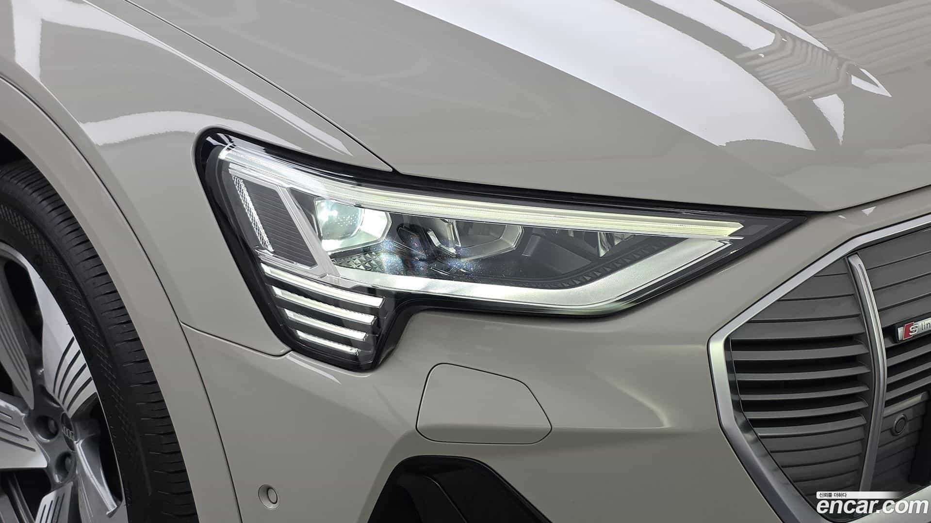 e-tron Audi 2022.6-OUTER-032
