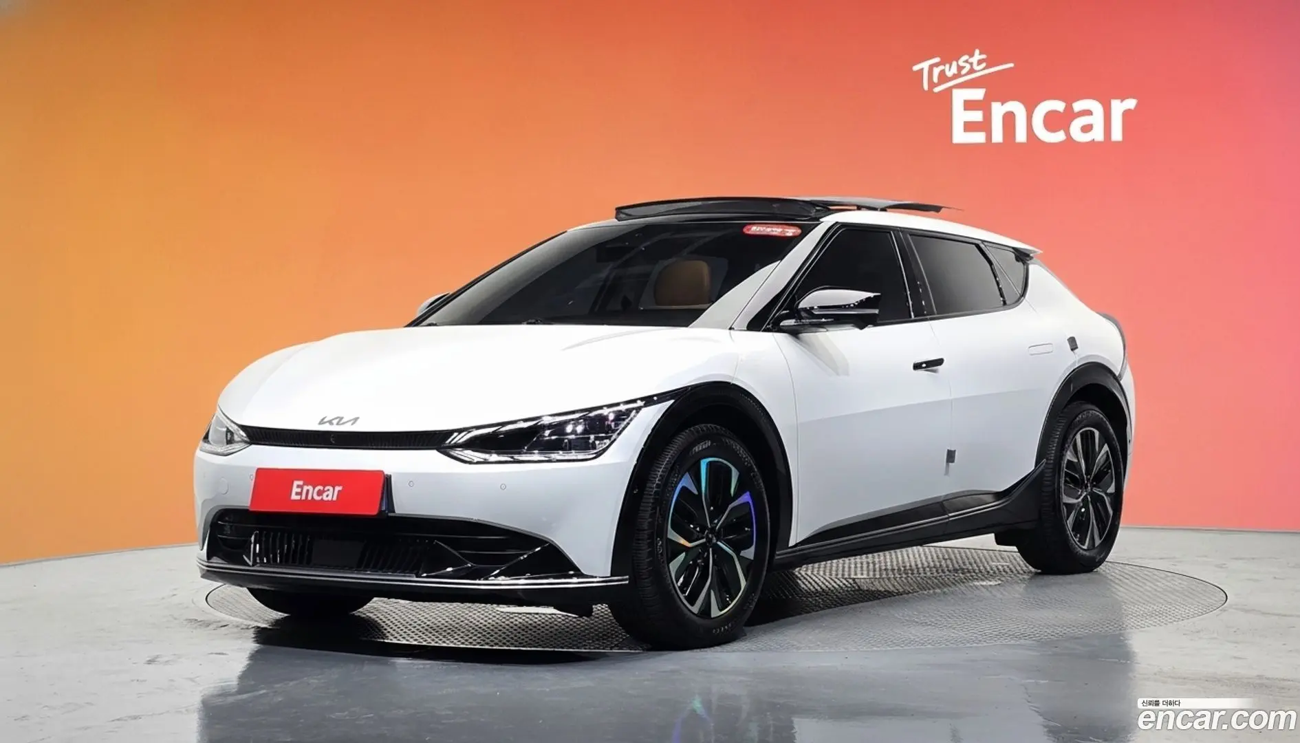 Main__Slider__Photo:EV6 Kia 2021.8-0