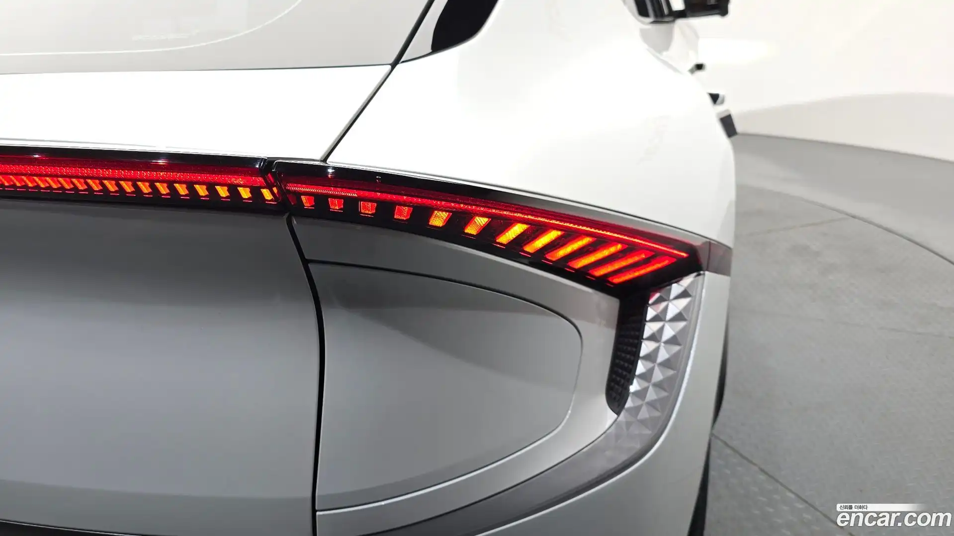 EV6 Kia 2021.8-OUTER-033