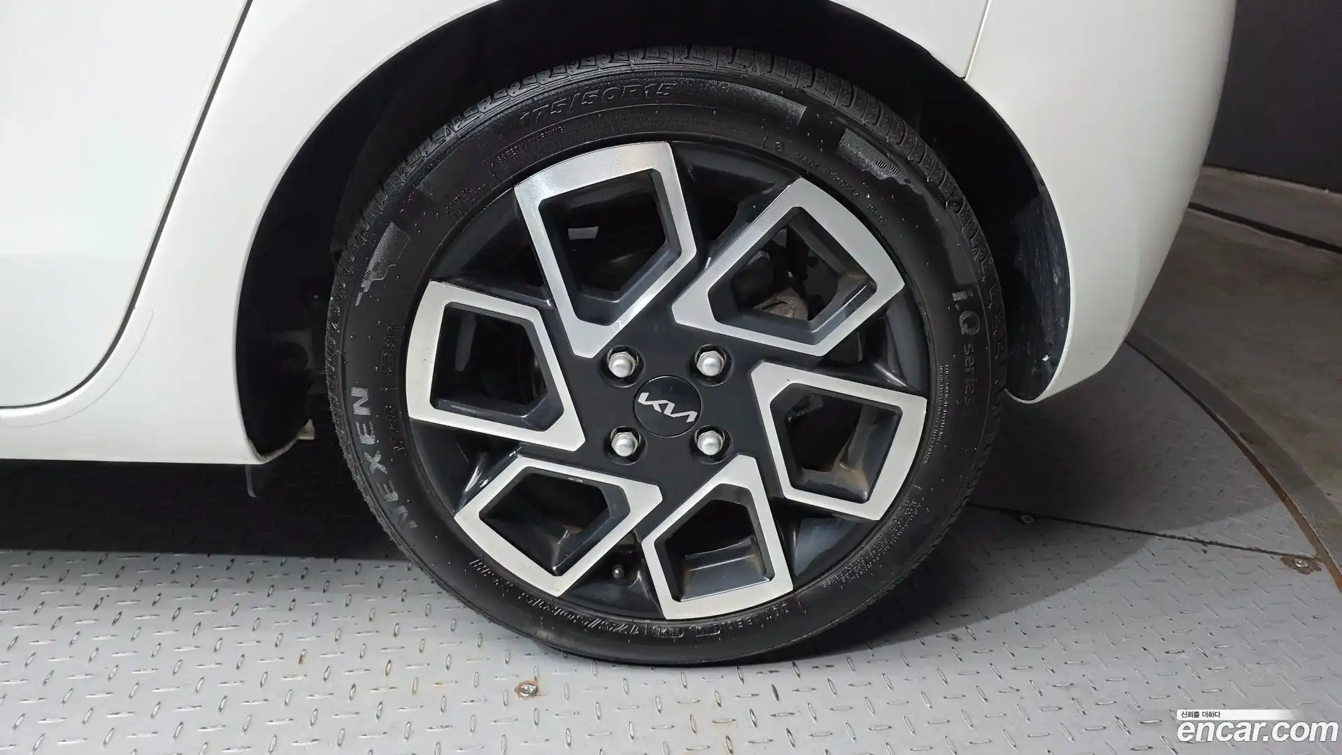 RAY Kia 2024.1-OUTER-031