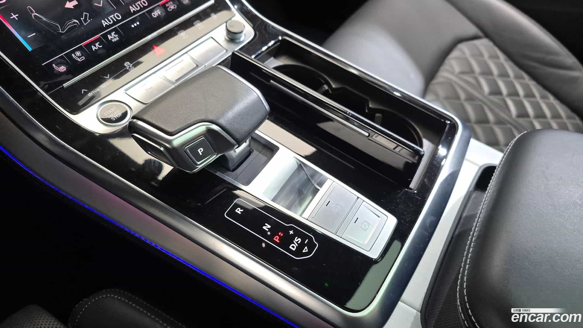 Q7 Audi 2023.11-INNER-009