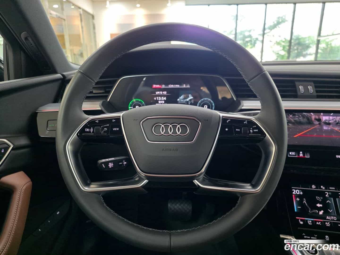 Q8 e-tron Audi 2024.11-OPTION-016