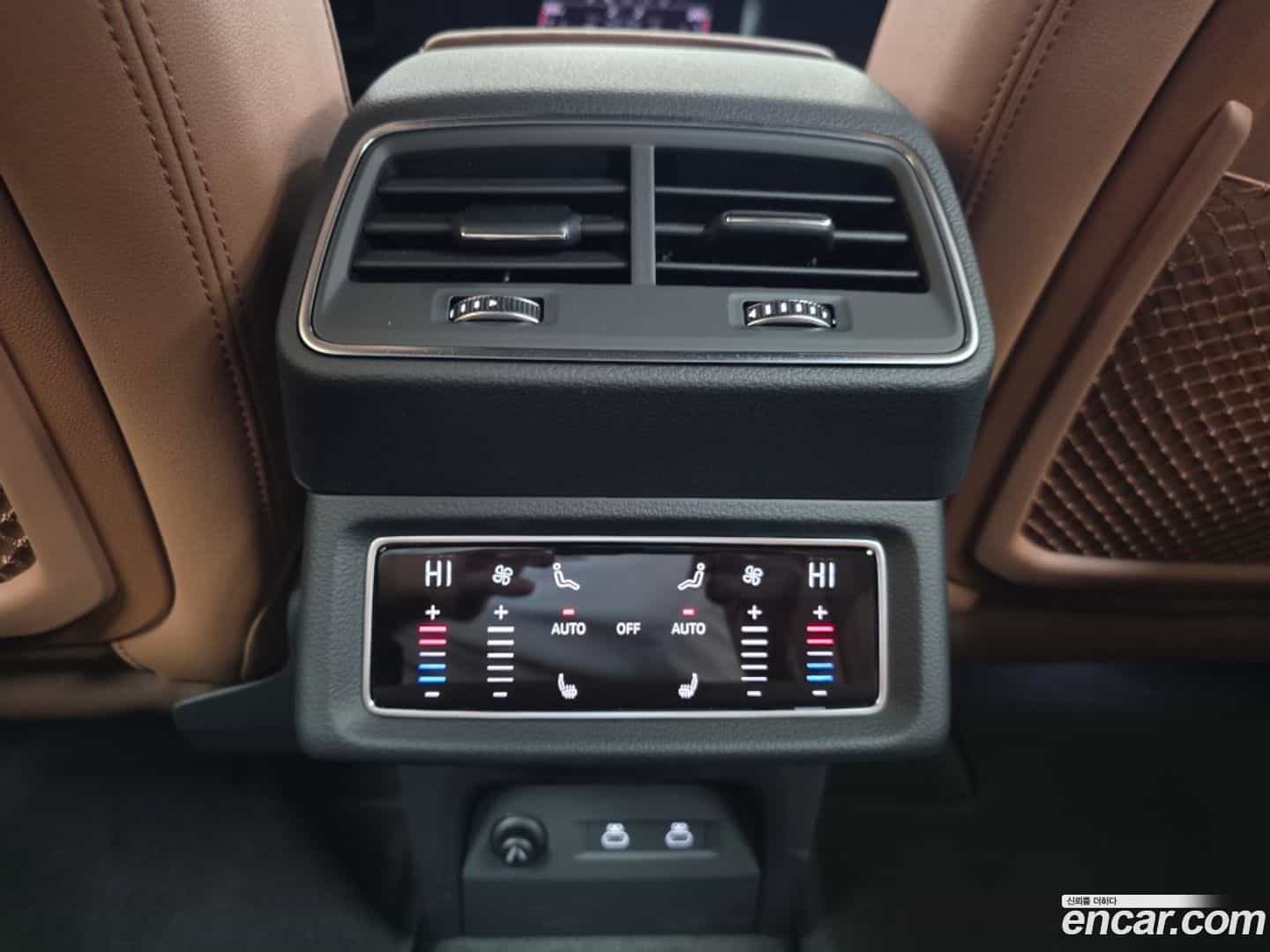 Q8 e-tron Audi 2024.11-OPTION-021