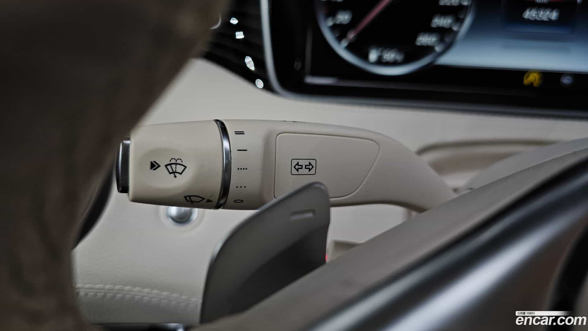 S-Class Mercedes-Benz 2017.10-OPTION-021