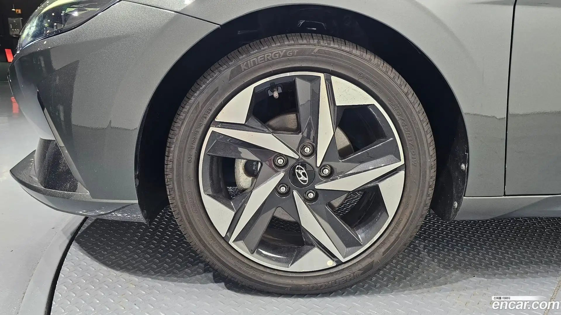 AVANTE Hyundai 2023.4-OUTER-005
