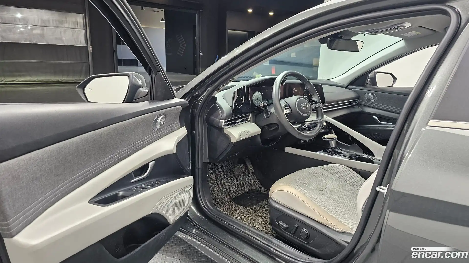 AVANTE Hyundai 2023.4-INNER-010