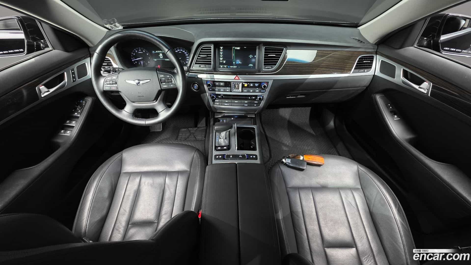G80 Genesis 2017.0-INNER-007