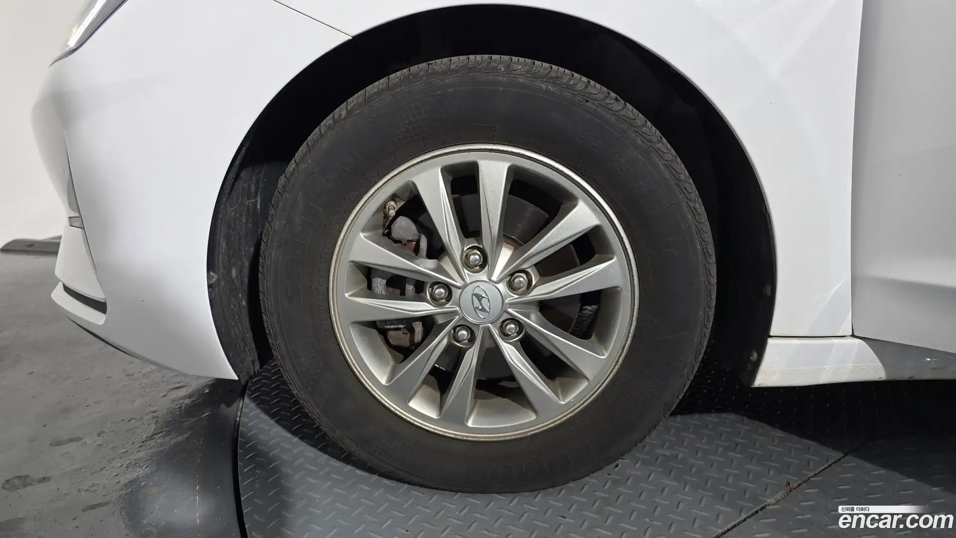 AVANTE Hyundai 2020.2-OUTER-005