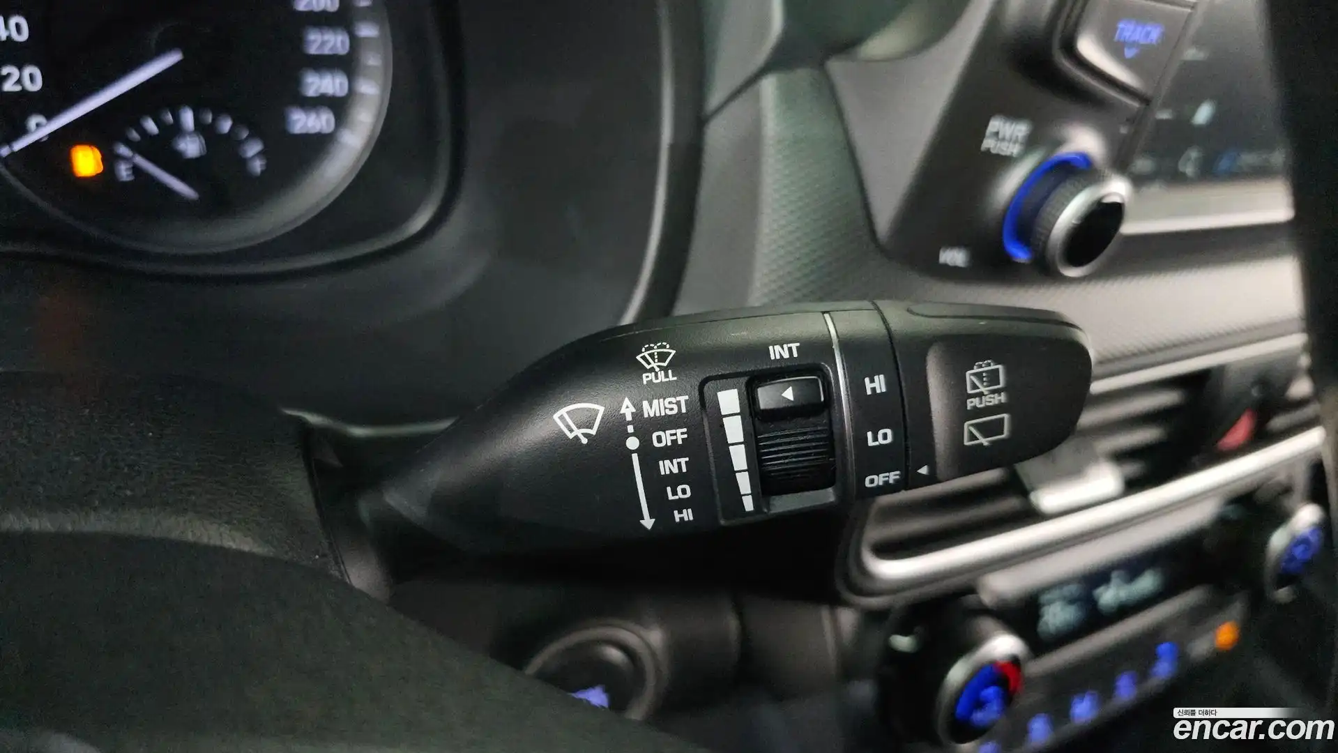 Kona Hyundai 2017.6-OPTION-040
