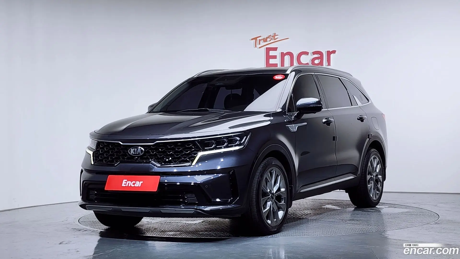 Main__Slider__Photo:Sorento Kia 2020.6-0
