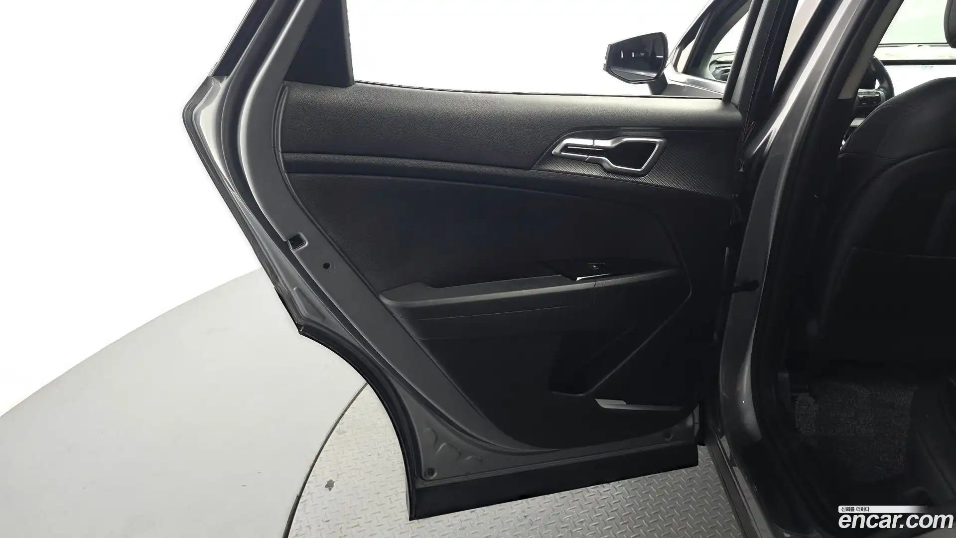 Sportage Kia 2023.8-INNER-035