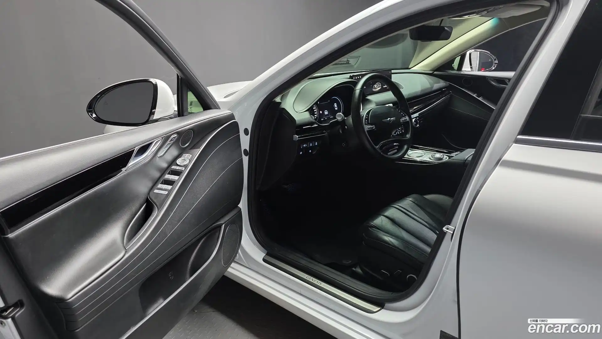 G80 Genesis 2022.5-INNER-010