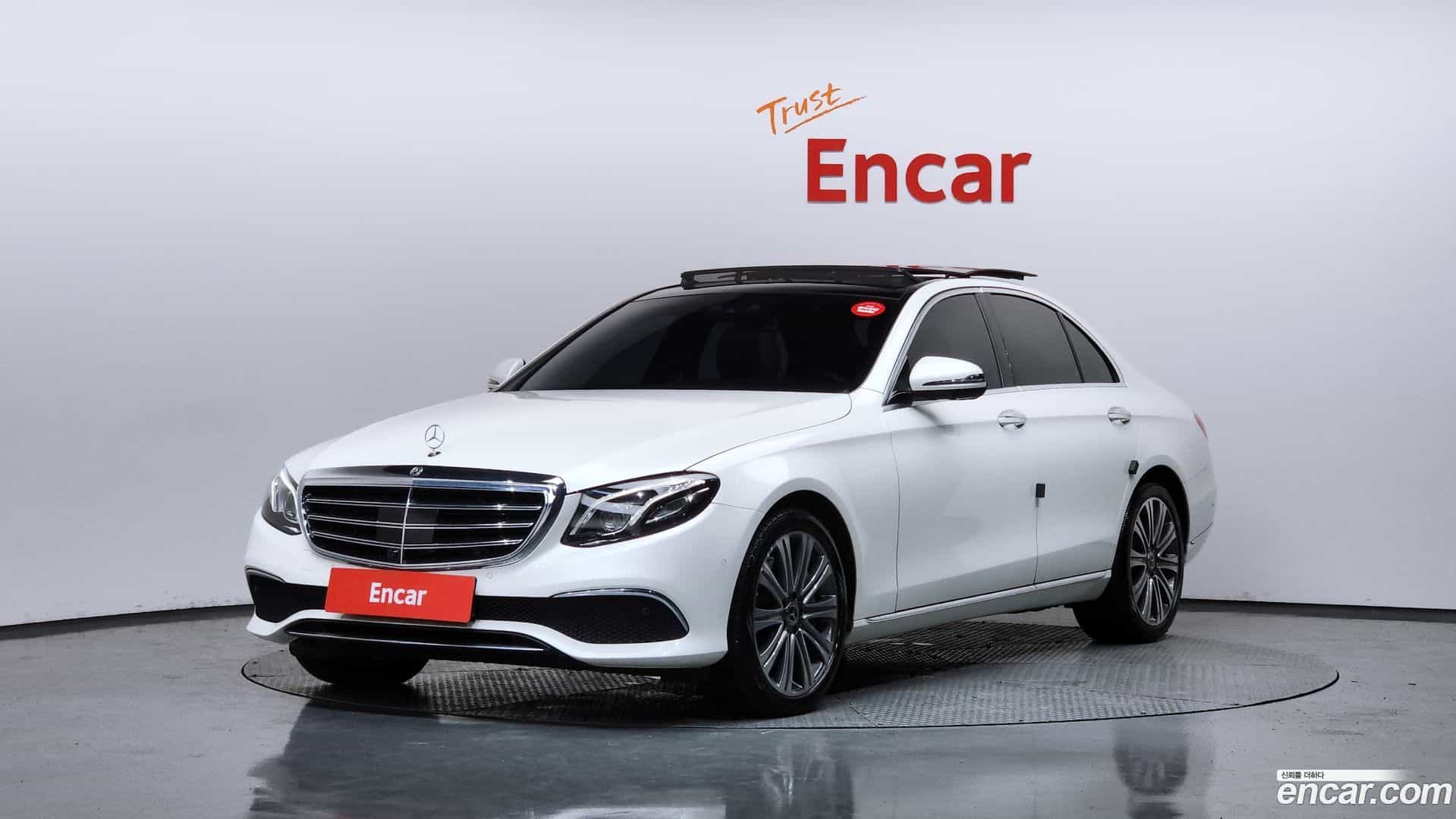 E-Class Mercedes-Benz 2017.7-OUTER-001