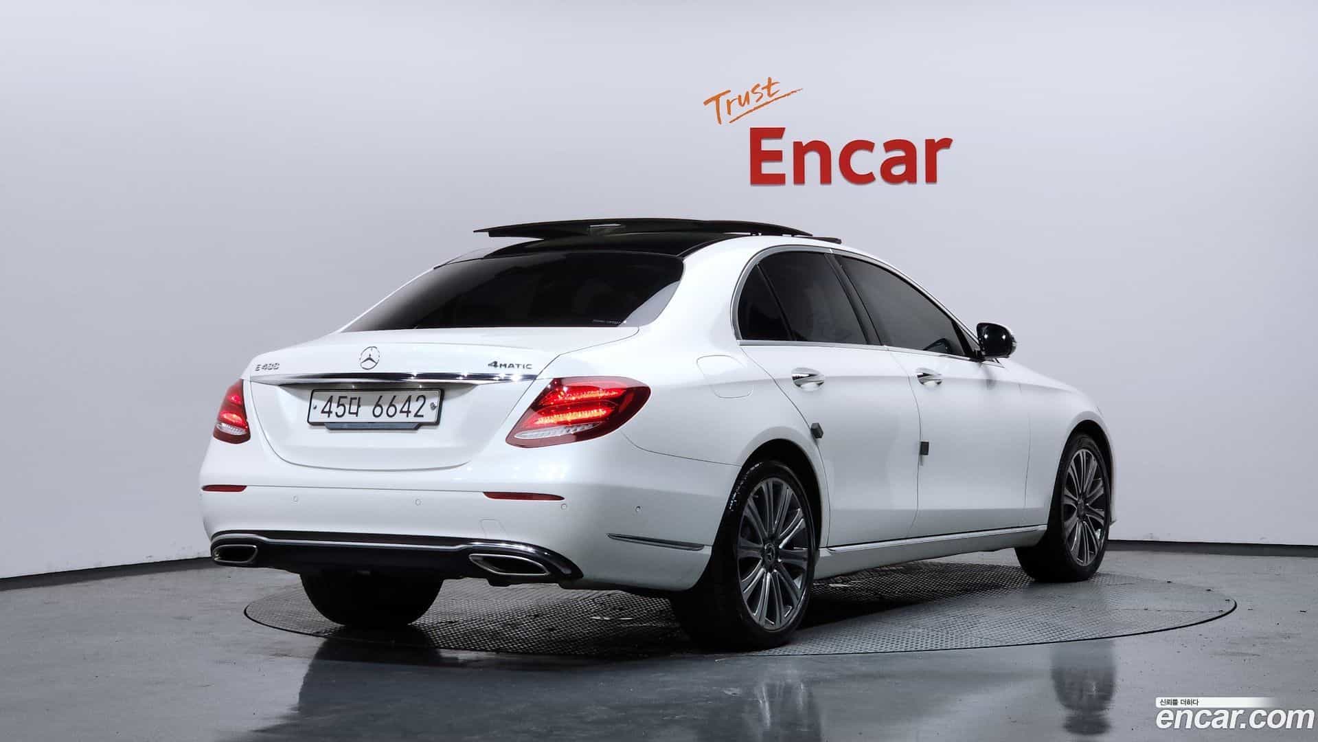 E-Class Mercedes-Benz 2017.7-OUTER-002