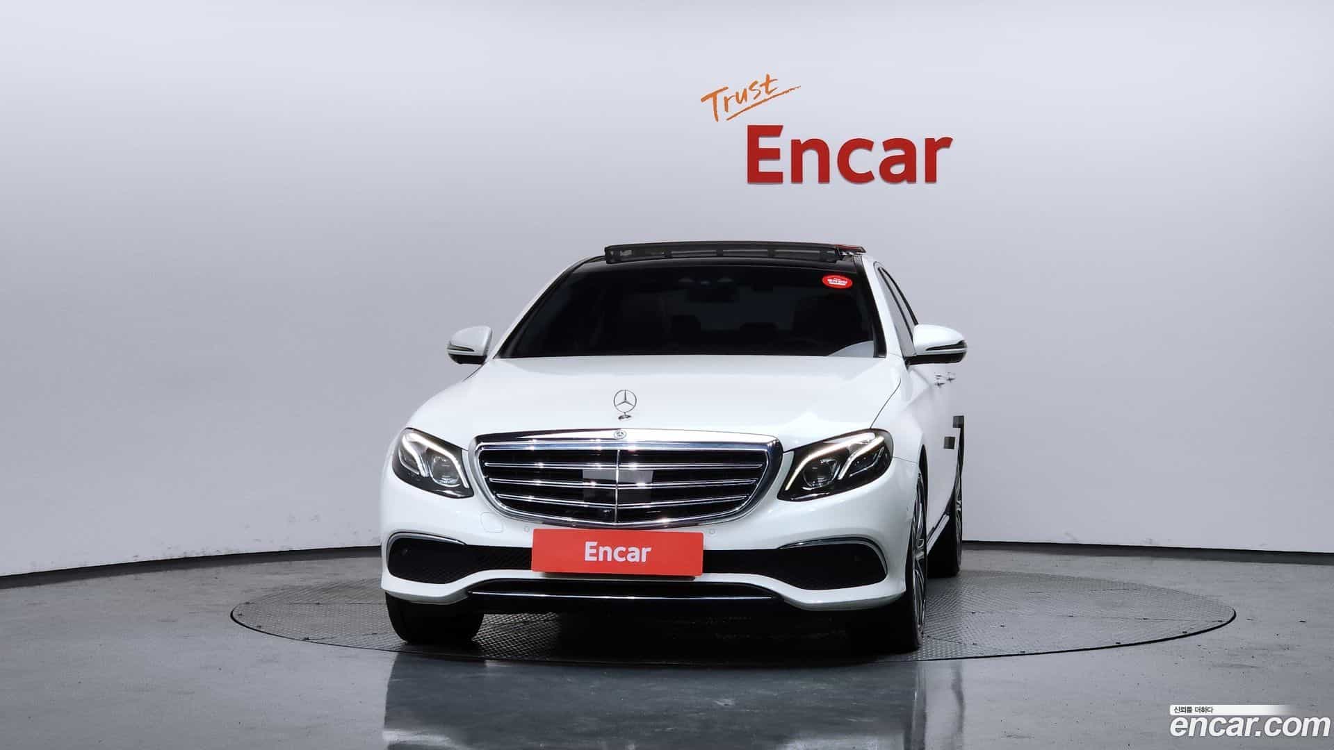 E-Class Mercedes-Benz 2017.7-OUTER-003