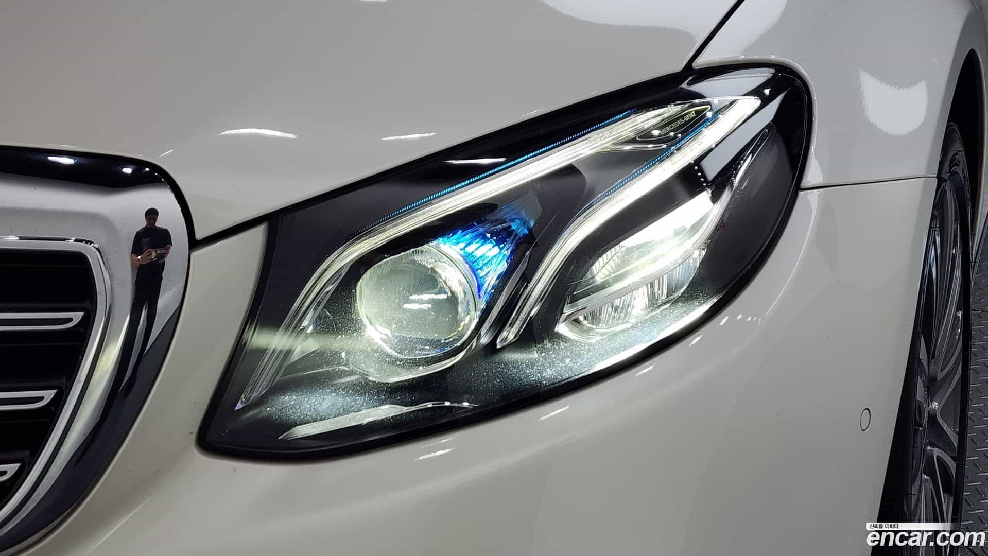 E-Class Mercedes-Benz 2017.7-OUTER-032