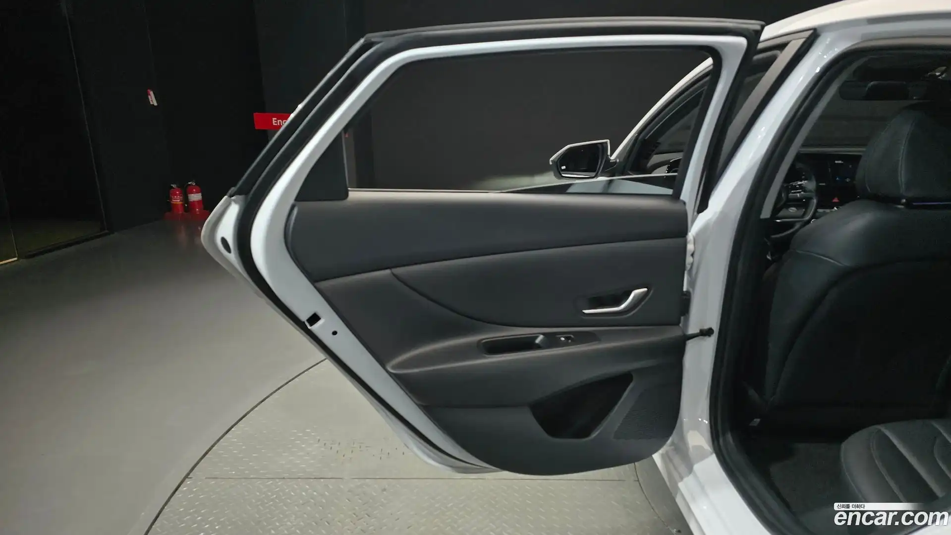 AVANTE Hyundai 2024.5-INNER-035
