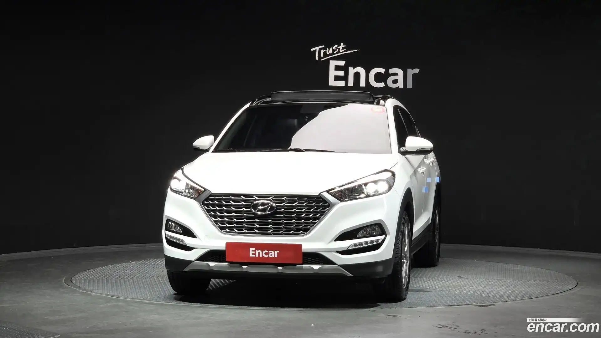 Tucson Hyundai 2018.4-OUTER-003
