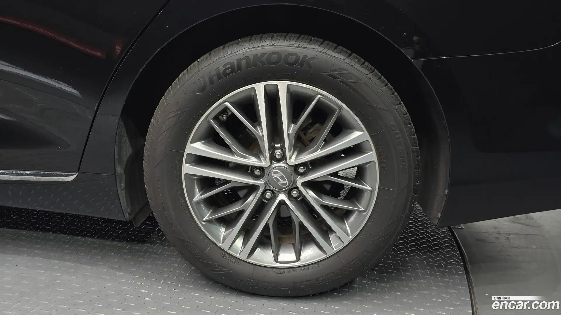 Grandeur Hyundai 2018.7-OUTER-031