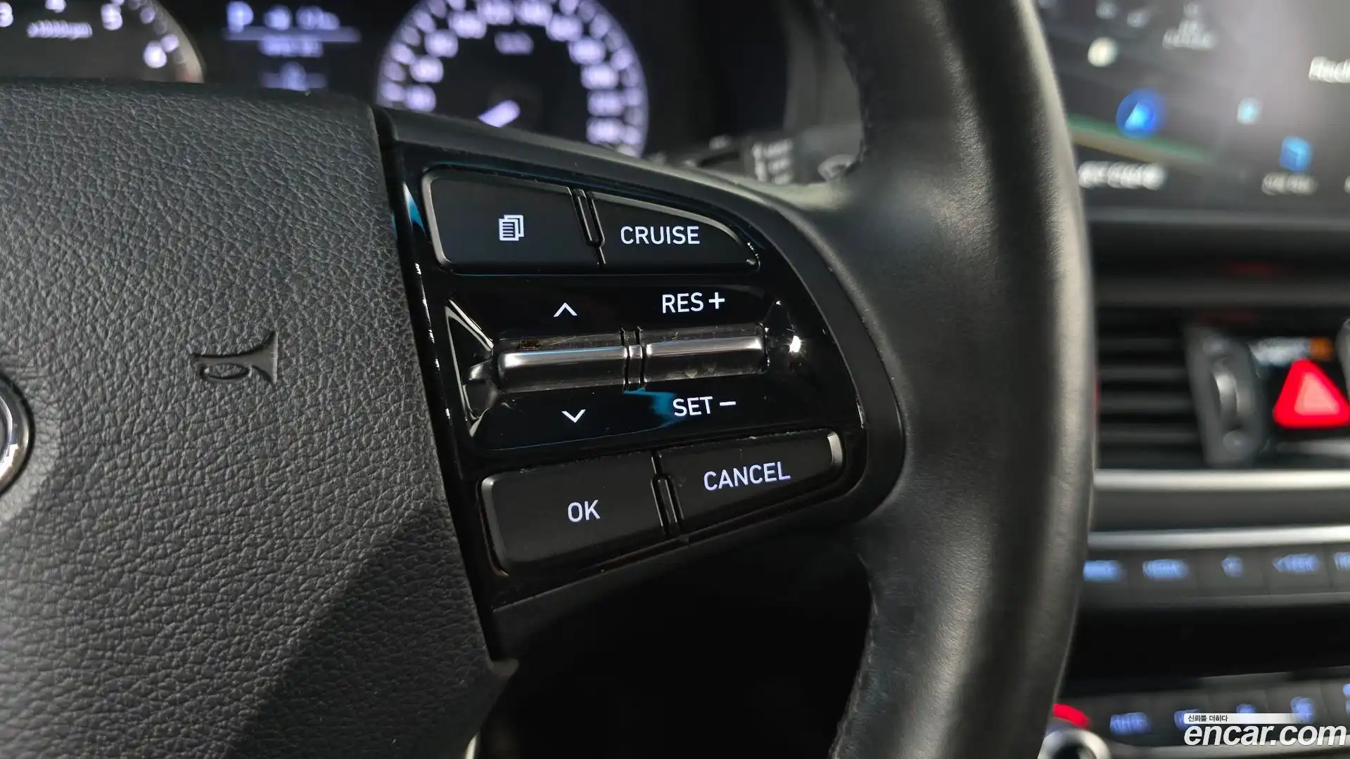 Grandeur Hyundai 2018.7-OPTION-043